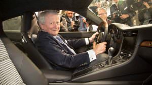 Вольфганг Порше за рулем Porsche 911. 2017 год