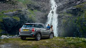 Бюджетный кроссовер MINI One Countryman. 2017 год