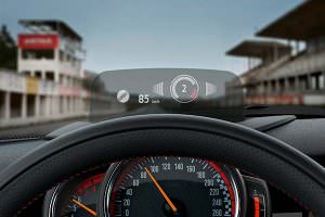 Проекционный дисплей MINI One Countryman второго поколения