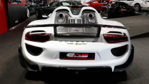 Супергибрид Porsche 918 Spyder Weissach Package в Дубае