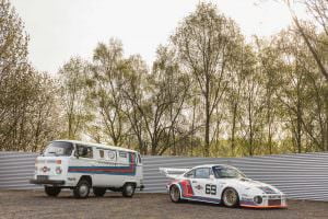 Porsche 935 Martini и VW T2