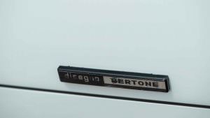 Табличка Designo Bertone на кузове Lamborghini Countach