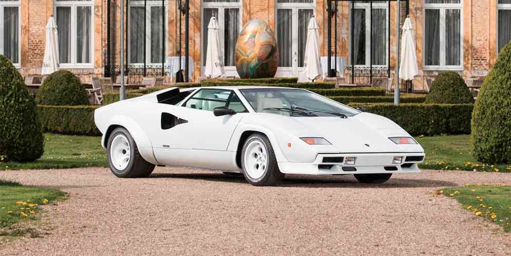 Позолоченный Lamborghini Countach 1987 года выпуска