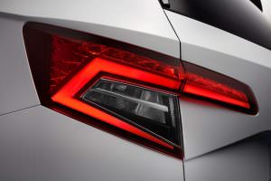 Дизайн задних фонарей Skoda Karoq 2018