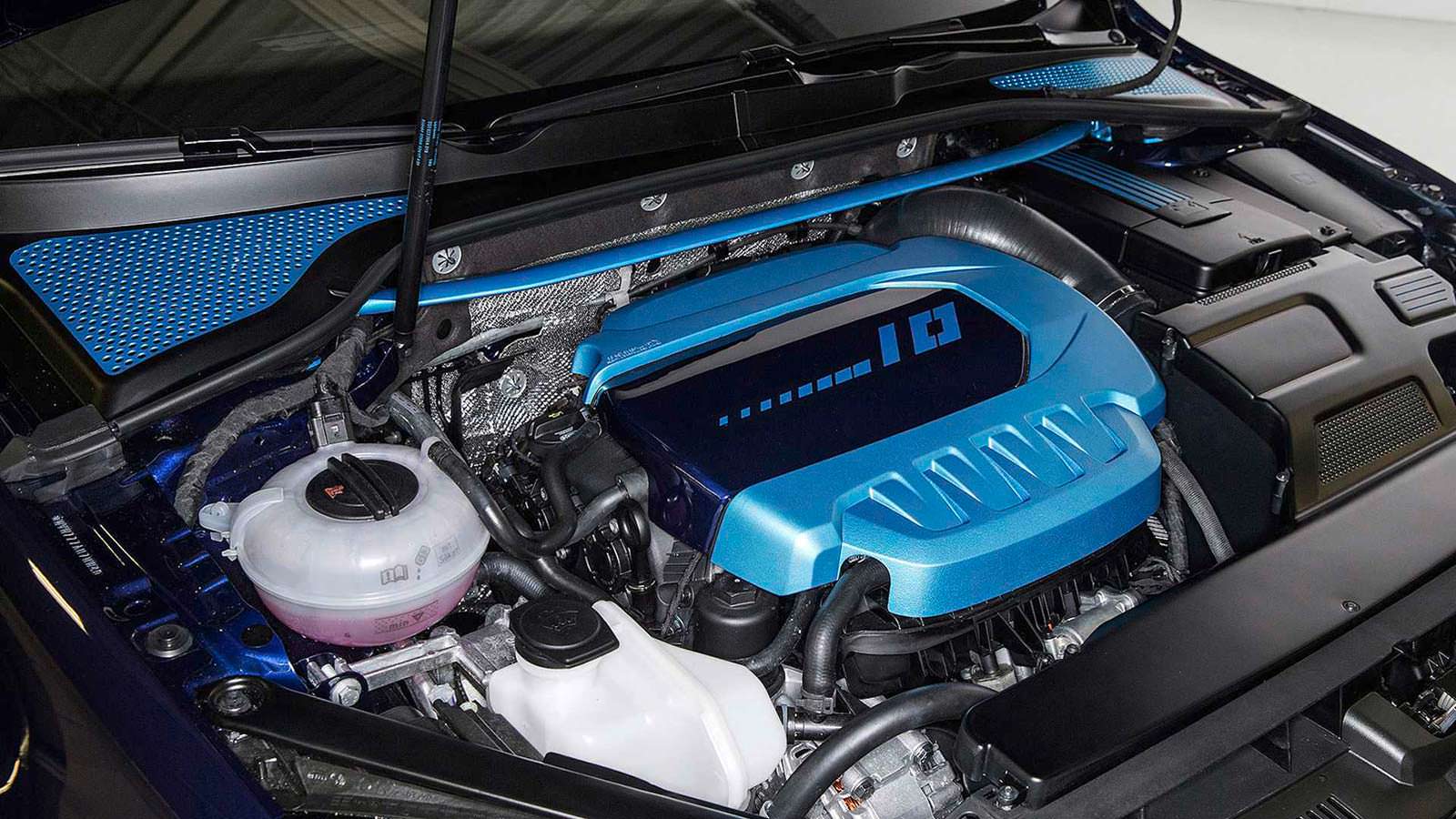 410-сильный двигатель Volkswagen Golf GTI First Decade