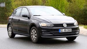 Чёрный Volkswagen Polo 2018 на дорожных испытаниях