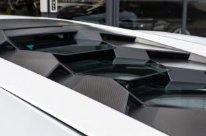 Крышка двигателя Lamborghini Murcielago SV