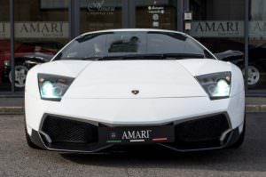 Белый Lamborghini Murcielago SV