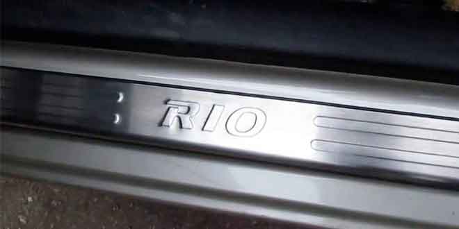 Накладки на пороги для автомобиля: отличная защита поверхности