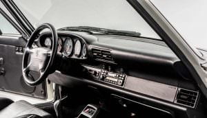 Кожаный торпедо Porsche 911 Carrera RS 3.8 1995 года