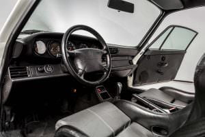 Фото | Интерьер Porsche 911 Carrera RS 3.8 1995 года выпуска