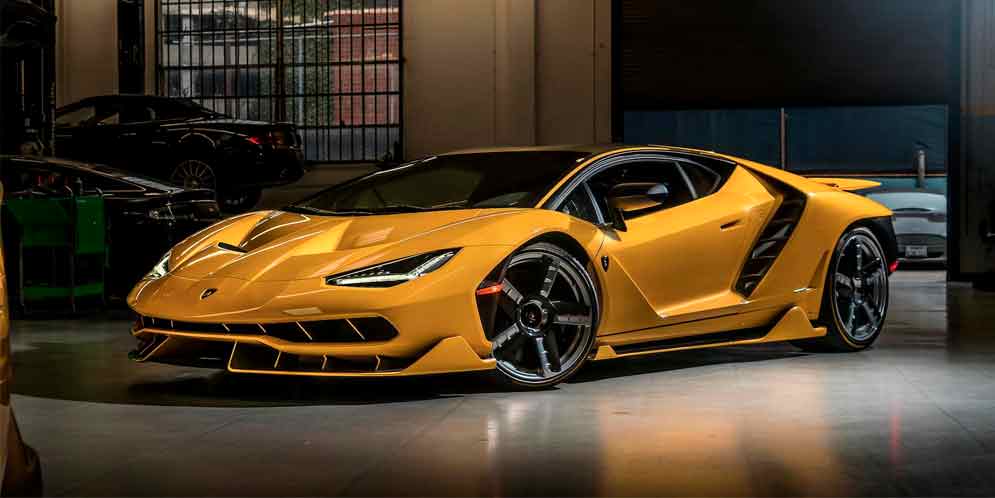 Два новых Lamborghini Centario доставили в США | фото
