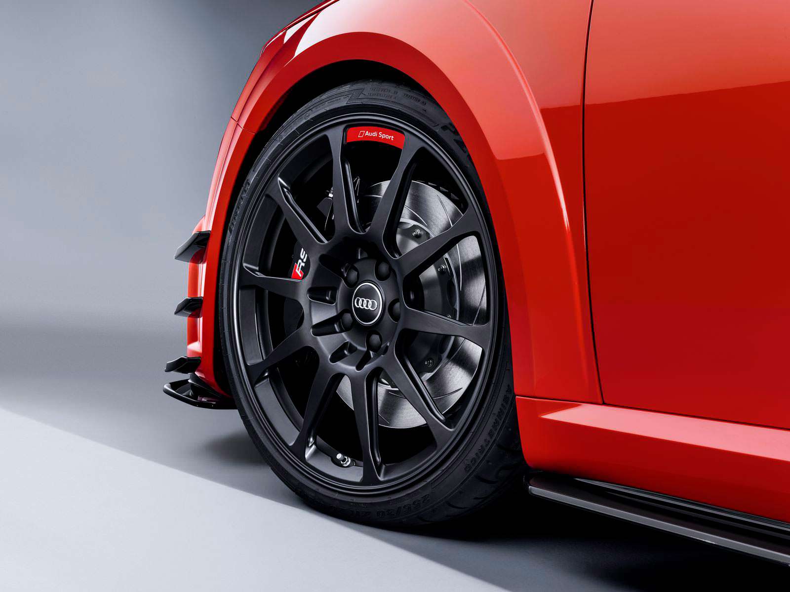 18-дюймовые колеса Audi TT RS Performance