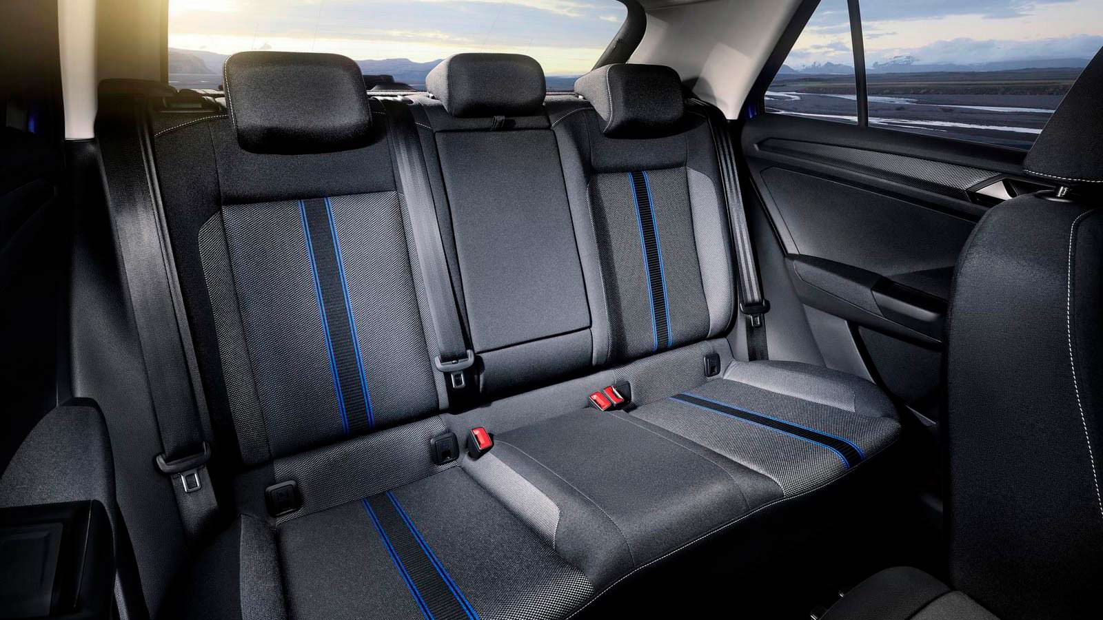 Сиденья Volkswagen T-Roc 2018