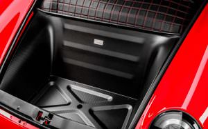 Günther Werks 400R: карбоновая полка вместо задних сидений