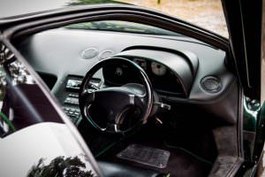 Чёрный кожаный салон Lamborghini Diablo SV