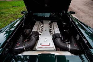 Моторный отсек Lamborghini Diablo SV 1997 года