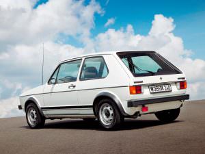 Volkswagen Golf GTI 1. Выпустили 420 000 единиц