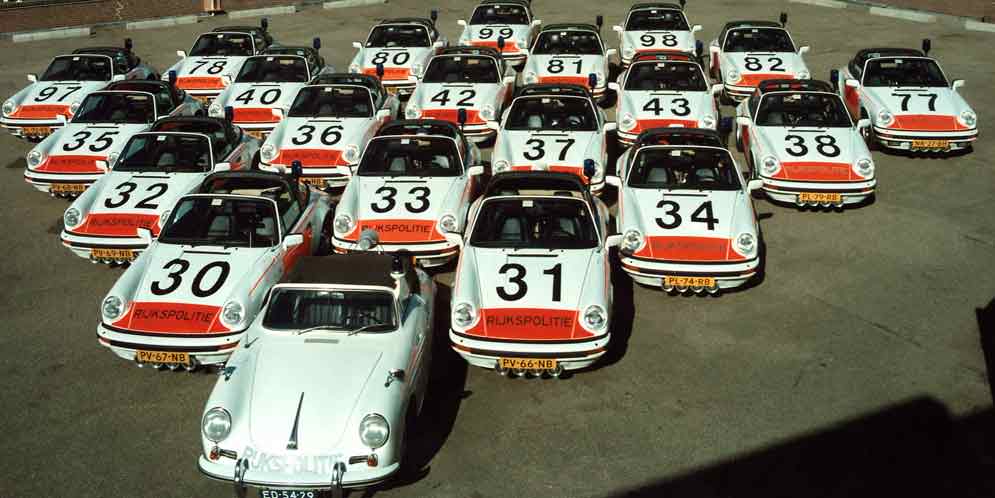 Старые полицейские Porsche на слете в Нидерландах | фото
