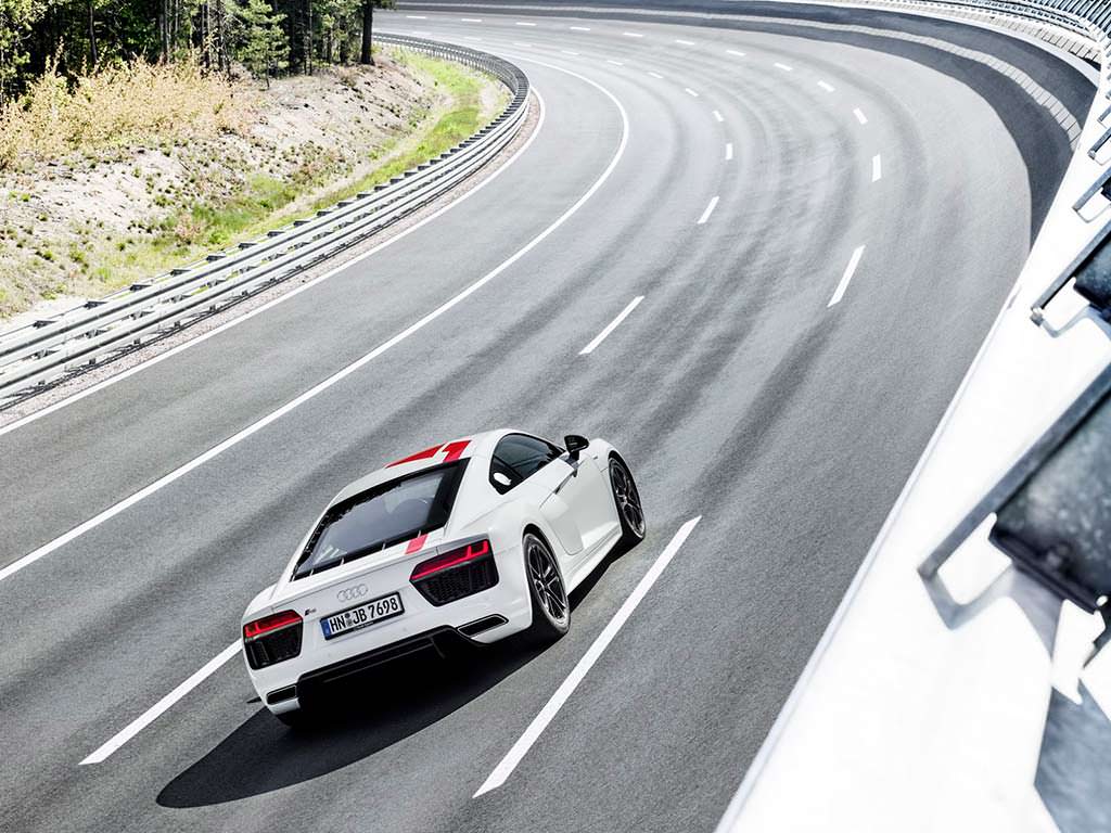 Новая Audi R8 V10 RWS от подразделения Audi Sport