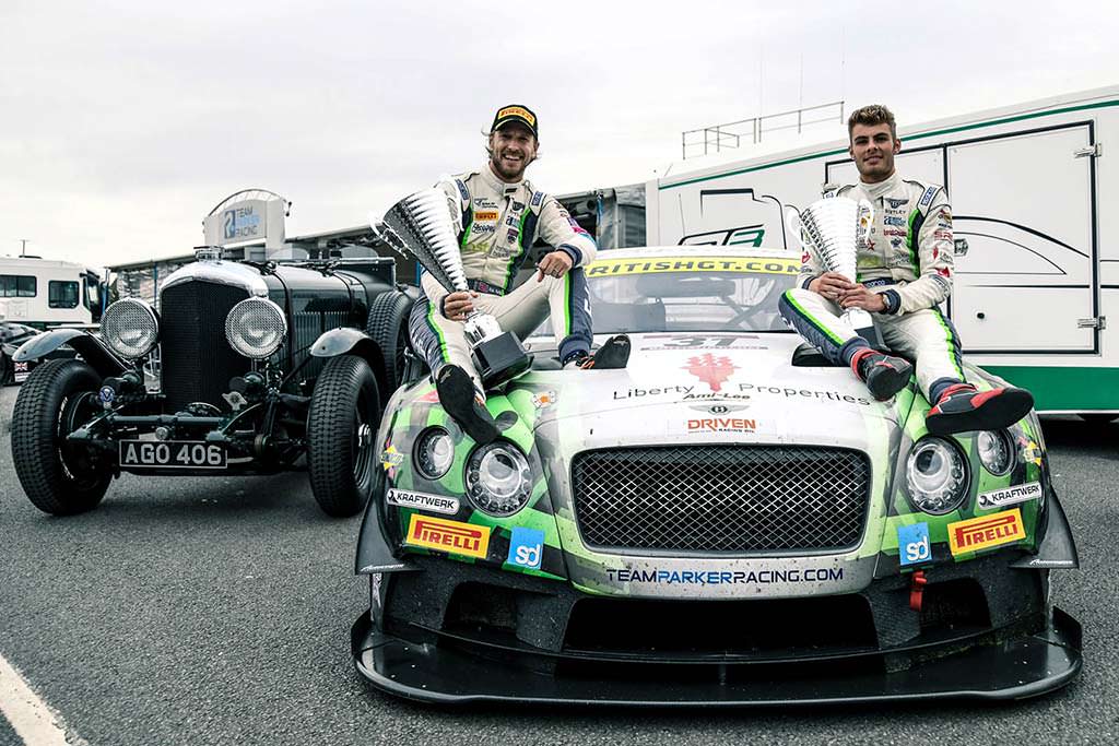 Bentley Continental GT3 команды Team Parker Racing