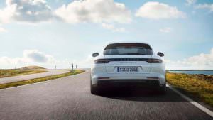 Новый Porsche Panamera Turbo S E-Hybrid Sport Turismo
