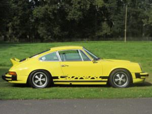 Ретро Porsche 911 Carrera 2.7 MFI 1974 года