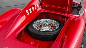 Запасное колесо Skoda 1100 OHC