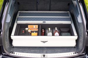 Охотничий набор в багажнике Bentley Bentayga Field Sports