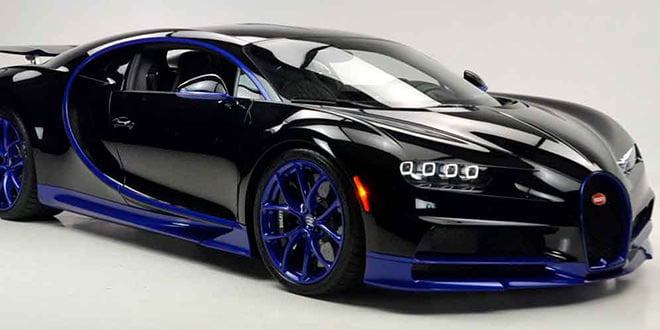 Чёрно-синий Bugatti Chiron доставлен покупателю в США | фото