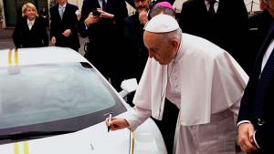 Благославленный Lamborghini Huracan от Папы Римского