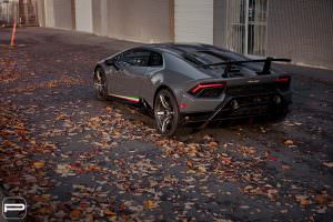 Новый Lamborghini Huracan Performante