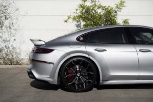 Новая Porsche Panamera в обвесе TechArt на дисках Forgiato