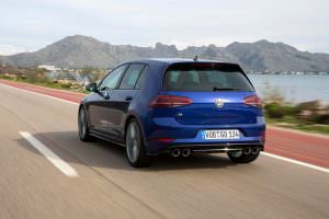 2018 Volkswagen Golf R Performance Pack