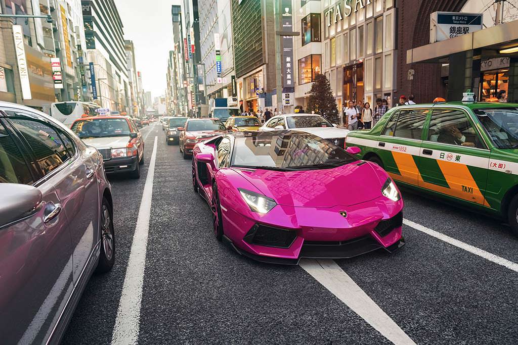 Розовая Lamborghini Aventador LP720-4 50th Anniversary