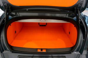 Оранжевый багажник Bentley Continental GT от Startech