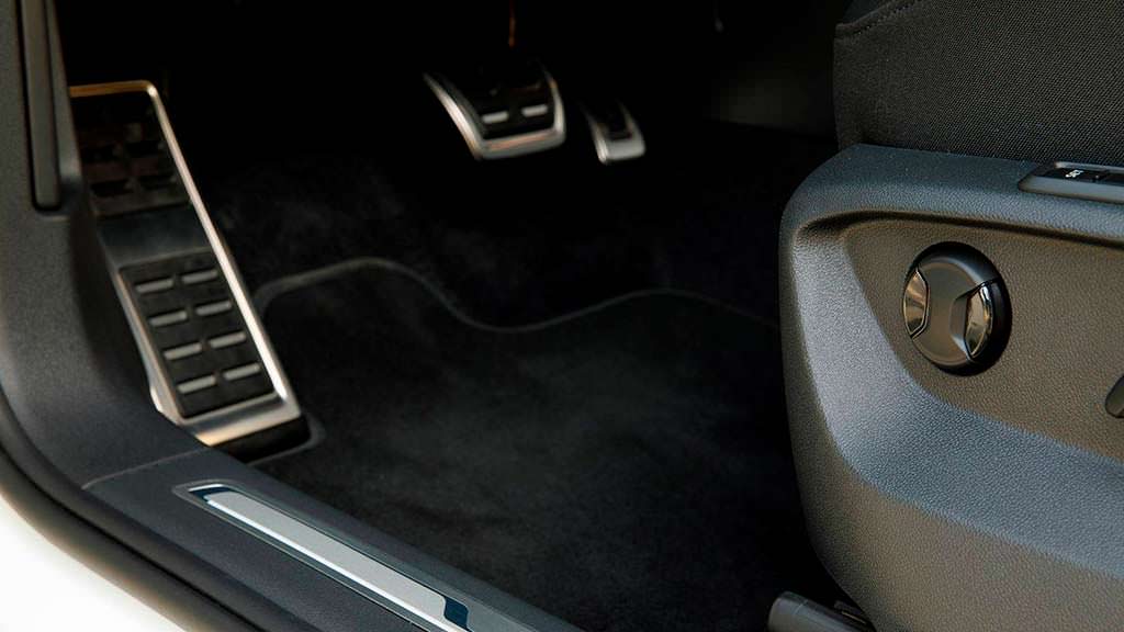 Алюминиевые накладки на педали Volkswagen Tiguan R-Line 2018