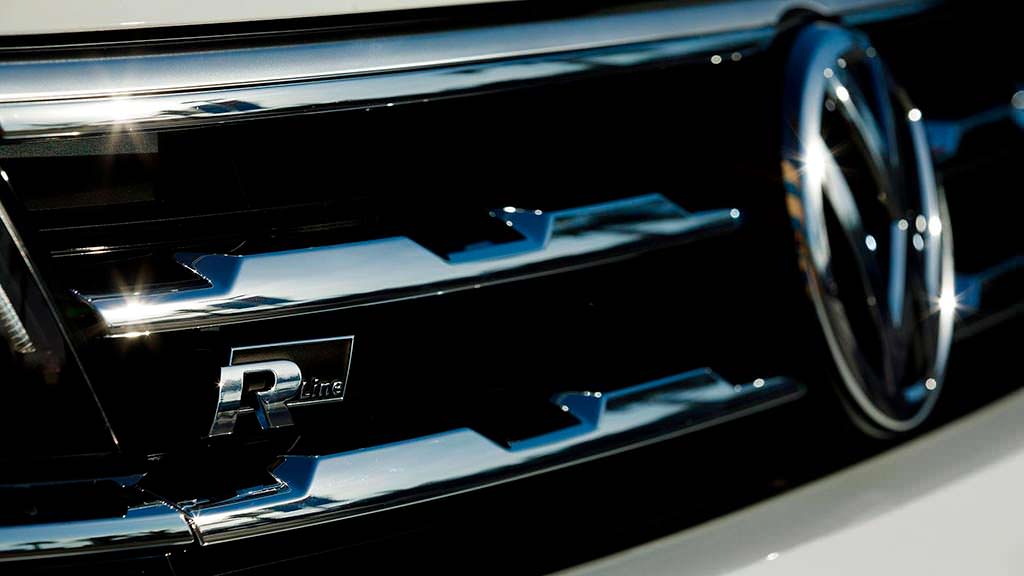 Радиаторная решетка R-Line для Volkswagen Tiguan 2018