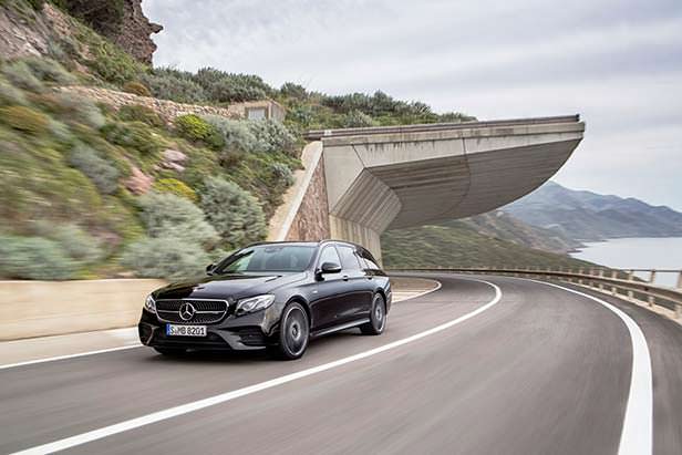 Mercedes-Benz E-Class - ТОП-10 самых продаваемых автомобилей Европы Mercedes-Benz E-Class - ТОП-10 самых продаваемых автомобилей Европы