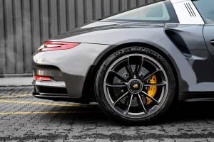 Задние колёса 21х12-дюймов Porsche 911 Targa 4 GTS
