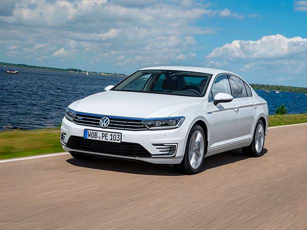 Volkswagen Passat - ТОП-10 самых продаваемых автомобилей Европы Volkswagen Passat - ТОП-10 самых продаваемых автомобилей Европы