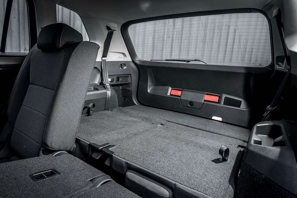 Ровный пол в багажнике Volkswagen Tiguan Allspace