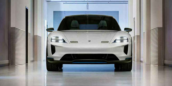 Универсал Porsche Mission E Cross Turismo официально | фото