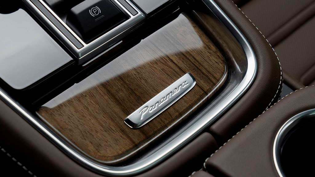 Деревянный декор Panamera Turbo от Porsche Exclusive Manufaktur 