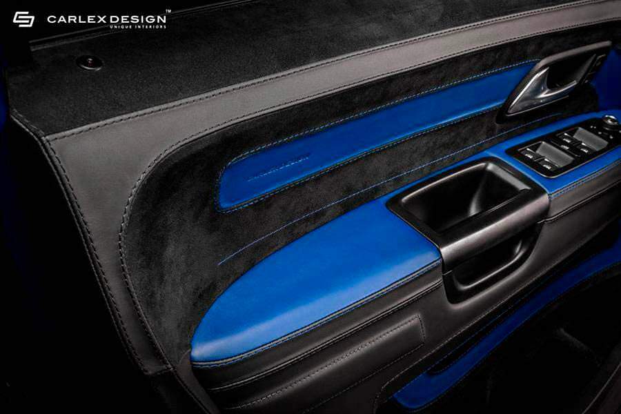 Черно-синяя тема интерьера VW Amarok Aventura от Carlex