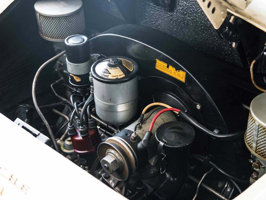 4-х цилиндровый двигатель 1,6-л Porsche 356 A 1600 Speedster