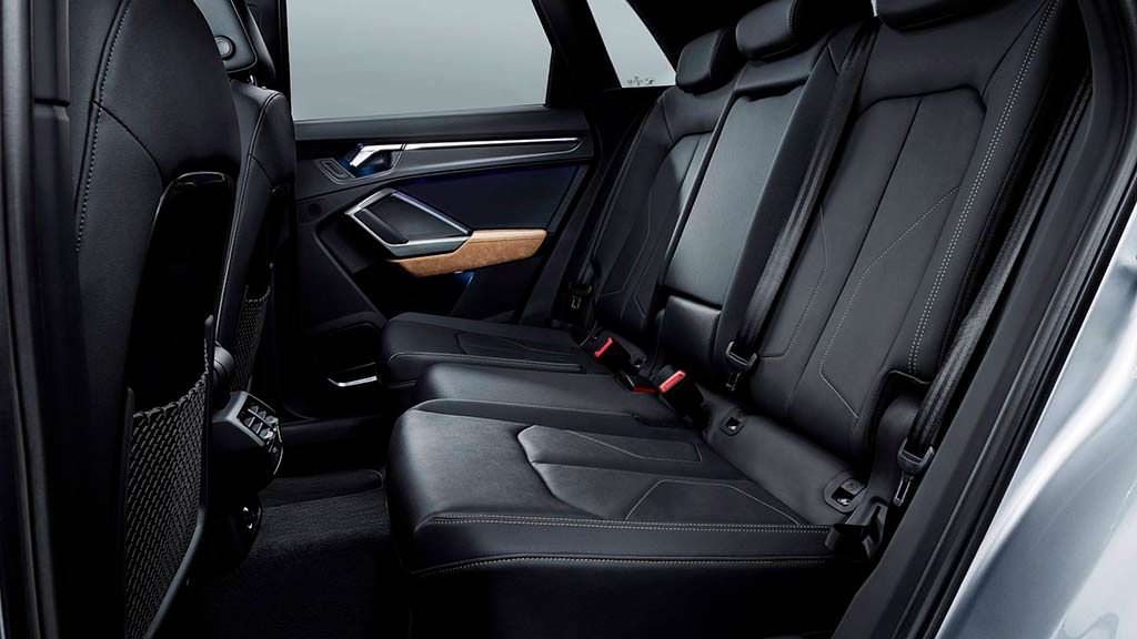 Задний диван Audi Q3 2019
