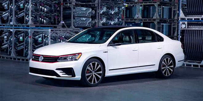 Американский VW Passat 2019 сократили до двух версий