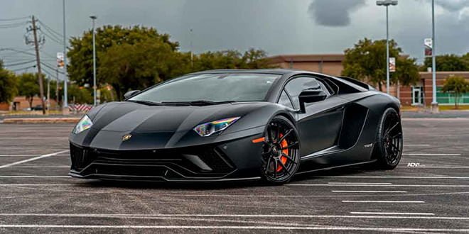 Lamborghini Aventador S на кастомных колесах ADV.1 | фото
