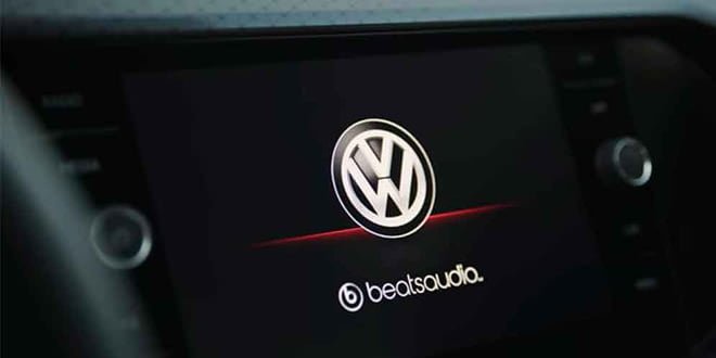 Самый маленький кроссовер VW T-Cross раскрывает дизайн салона